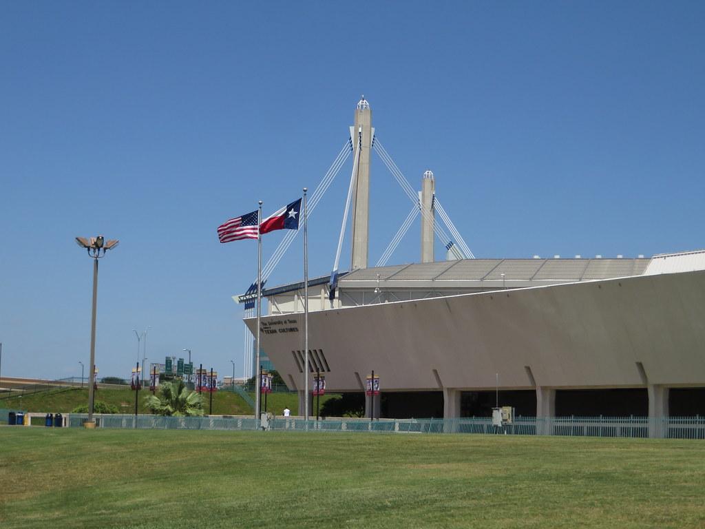 Texas Law Shifts Millions From San Antonio Schools to Other Regions
